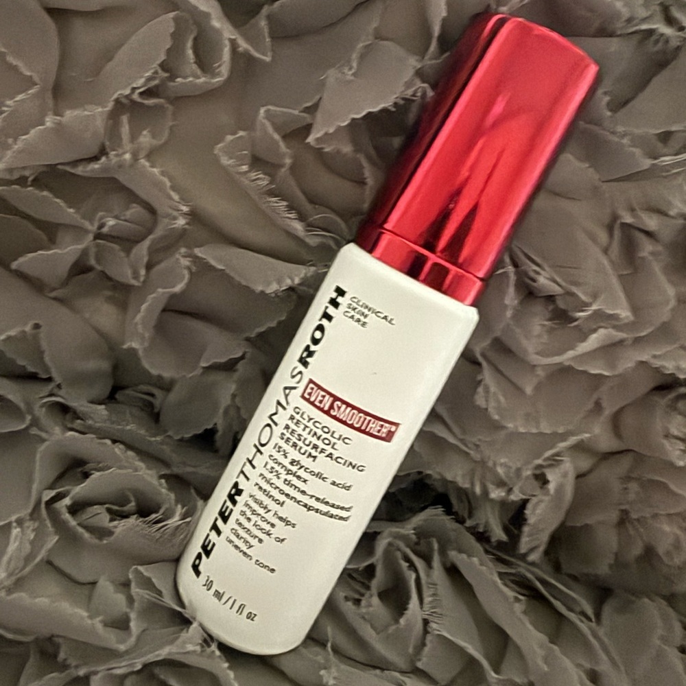 Peter Thomas Roth Glycolic Retinol Serum with Red Cap. No box